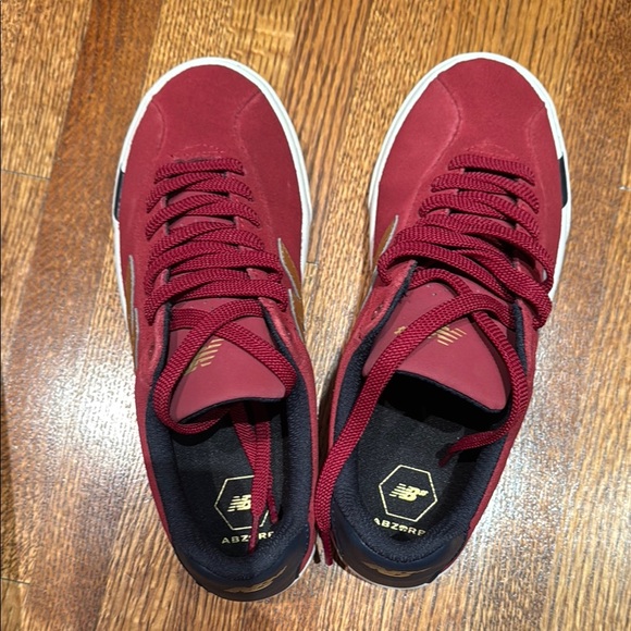 New Balance Red and Navy Sneakers - Picture 2 of 5